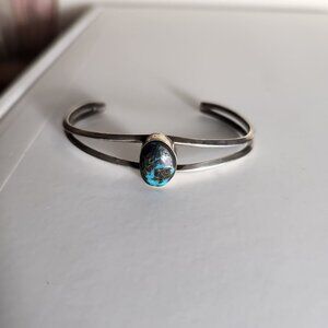 Navajo Old Pawn Sterling Silver Cuff Bracelet With Turquoise Stone & Double Band